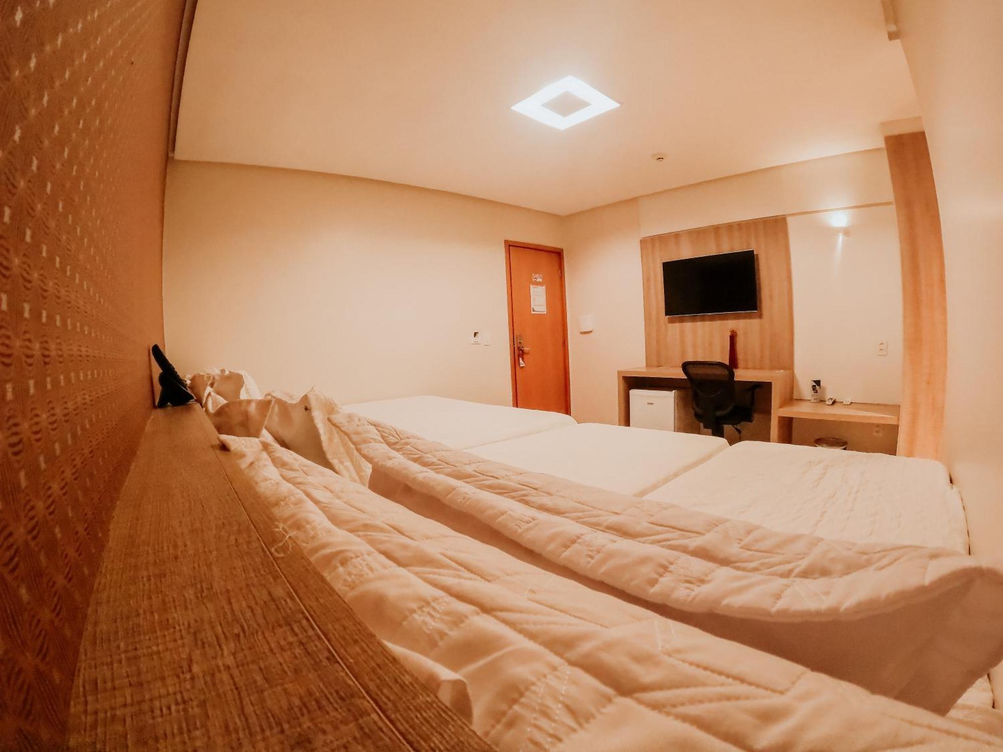 Do Sertão Hotel Custodia