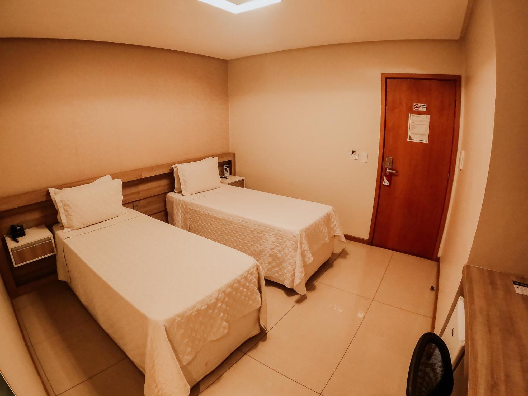 Do Sertão Hotel Custodia